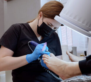 How a Medical Pedicure Improves Foot Comfort and Energy