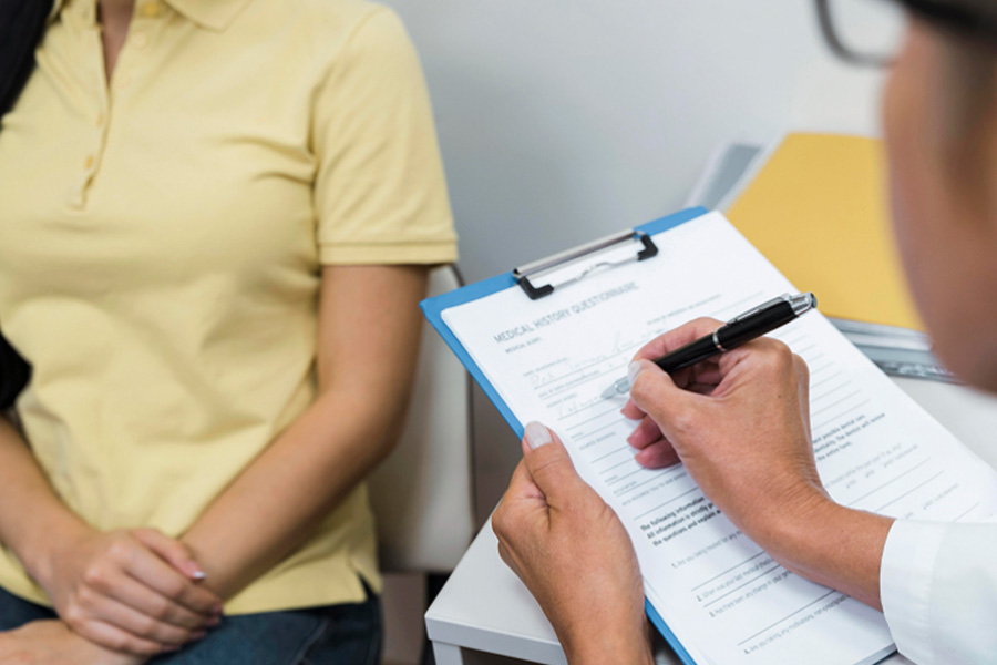 4 Reasons Why Slipped Disc Treatment Gets Costly And How Clinics Lower Fees