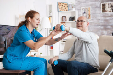 How Home Physiotherapy Supports Recovery in Familiar Surroundings