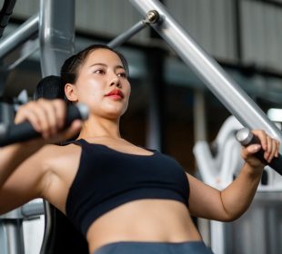 Stronger Chest Starts with Smart Training Habits That Protect Your Body Every Day