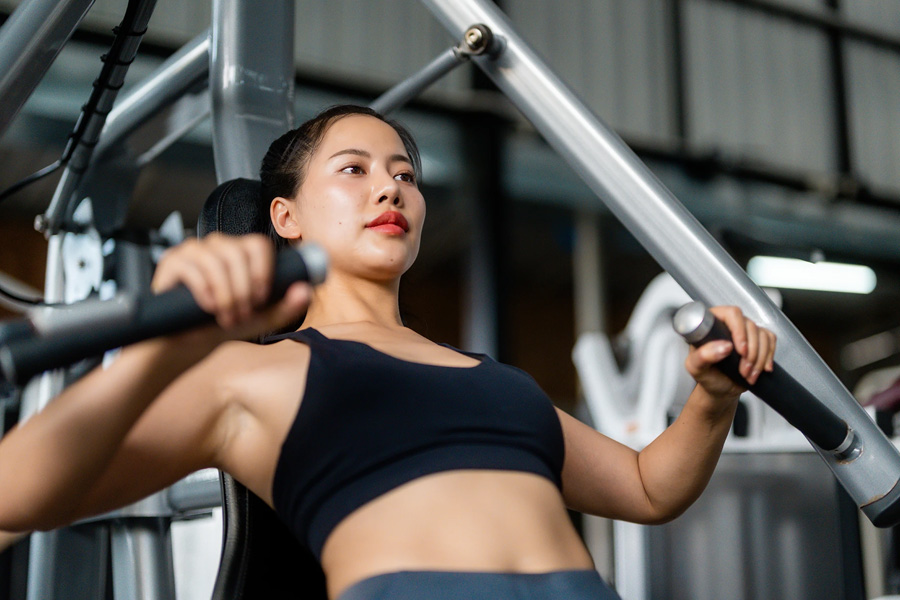 Stronger Chest Starts with Smart Training Habits That Protect Your Body Every Day